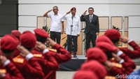 Semangat persatuan dan nasionalisme kembali bergema di kawasan bersejarah Museum Bank Indonesia, Jakarta, siang ini. Ratusan pelajar dari Sekolah Rakyat Pemerintah era kepemimpinan Presiden Prabowo Subianto memenuhi halaman museum dengan semangat merah putih untuk mengikuti upacara peringatan Hari Sumpah Pemuda.