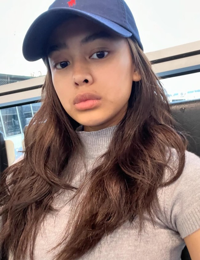 Nama Aqeela Calista belakangan tengah naik daun karena perannya di sinetron Asmara Gen Z. Tak hanya kemampuan beraktingnya, wajah cantik Aqeela pun kerap curi atensi. Foto: Instagram/@aqeelacalista