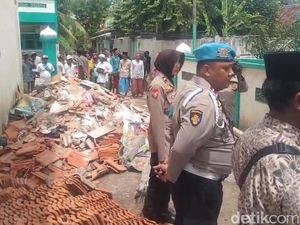 Asrama Putri Ponpes Situbondo Ambruk: 1 Orang Tewas-Bangunan Baru 2 Tahun