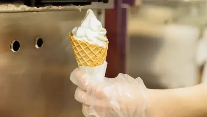Bahaya di balik mesin es krim Waspada! Mesin Es Krim Bisa Membawa Risiko Kesehatan Ini