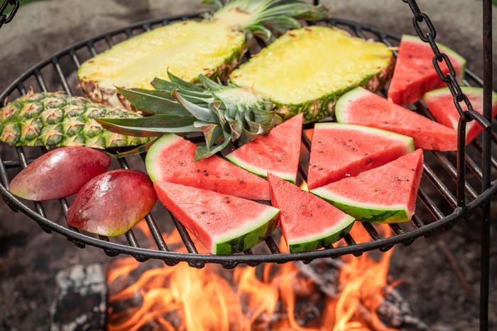 5 jenis buah ini cocok untuk dipanggang