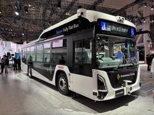 Isuzu Spill Bus Tanpa Sopir: Bisa Jalan 360 Km!