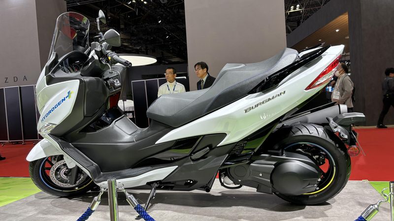 Deretan mobil-motor Suzuki di Japan Mobility Show 2025 Deretan mobil-motor Suzuki di Japan Mobility Show 2025