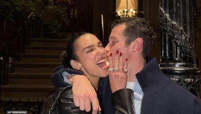 Happy Wedding! Dua Lipa dan Callum Turner Resmi Menikah