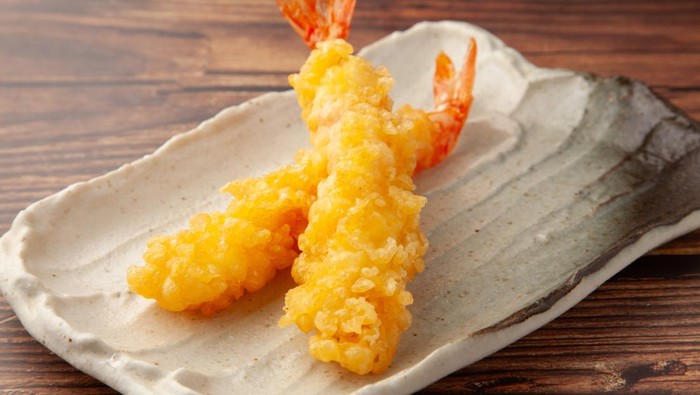 Shrimp tempura on a plate