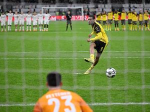 Eintracht Frankfurt Vs Dortmund: Die Borussen Menang Adu Penalti 4-2