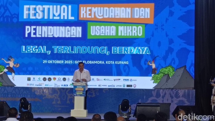 Festival Kemudahan dan Perlindungan Usaha Mikro, Legal, Terlindungi yang digelar di Gedung Olahraga Flobamora Kupang, Rabu (29/10/2025). Festival Kemudahan dan Perlindungan Usaha Mikro, Legal, Terlindungi yang digelar di Gedung Olahraga Flobamora Kupang, Rabu (29/10/2025).