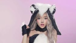 Fuji Jadi Musang Gemas, Gak Boleh Pegang!