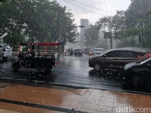 Prakiraan Cuaca Jawa Timur 31 Oktober 2025, 27 Wilayah Hujan Ringan