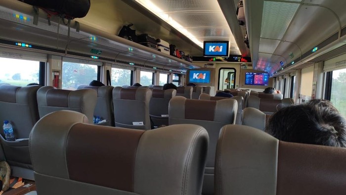 Dampak Banjir Semarang KA Jurusan Jakarta-Surabaya Lewat Jalur Selatan