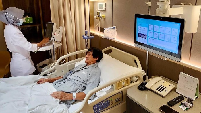 Kak Seto dirawat di rumah sakit karena alami stroke ringan.