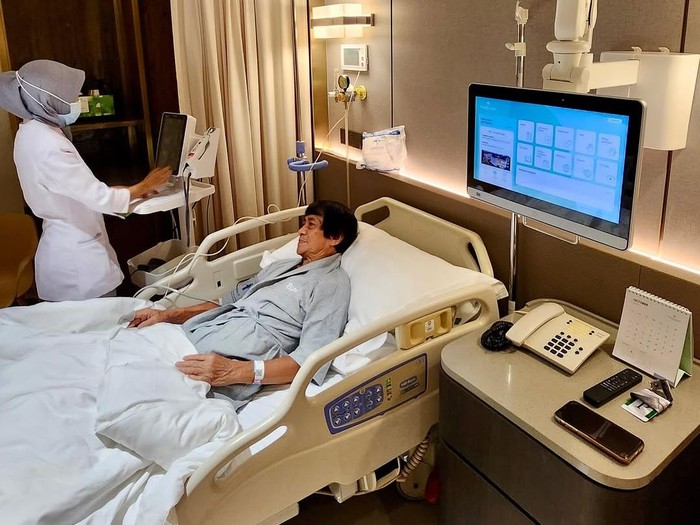 Kak Seto Kak Seto dirawat di rumah sakit karena alami stroke ringan.