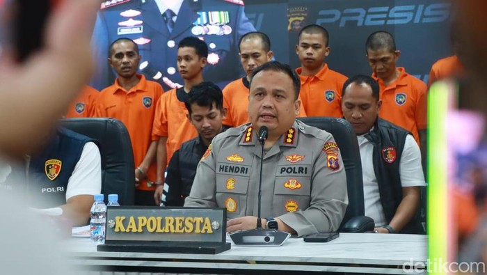 Kapolresta Samarinda Kombes Hendri Umar. Kapolresta Samarinda Kombes Hendri Umar.