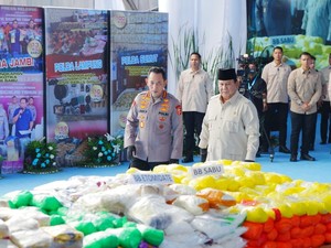 Prabowo Hadiri Pemusnahan Barbuk 2,1 Ton Narkoba di Mabes Polri
