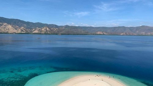 Keindahan Taman Wisata Alam (TWA) Laut 17 Pulau Riung di Kecamatan Riung, Ngada, NTT. (Tangkap Layar Google Maps/Tegar/2025)