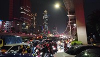 Hampir Semua Jalan di Jakarta Macet Malam Ini, Paling Parah di Jaksel Hampir Semua Jalan di Jakarta Macet Malam Ini, Paling Parah di Jaksel