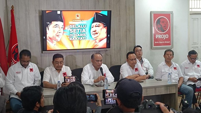 Konferensi pers Projo (Rizky/detikcom) Konferensi pers Projo (Rizky/detikcom)