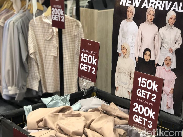 Bazar busana siap pakai dan aksesori, Locapop kembali digelar mulai dari 29 Oktober hingga 2 November 2025 di AEON Tanjung Barat, lantai 5.