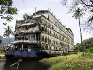 Misteri Hotel Mewah Thailand yang Berubah Jadi Kapal Hantu