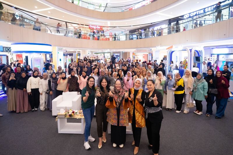 OJK & AdaKami Dorong Literasi Keuangan Perempuan di FinExpo Surabaya 2025 OJK & AdaKami Dorong Literasi Keuangan Perempuan di FinExpo Surabaya 2025