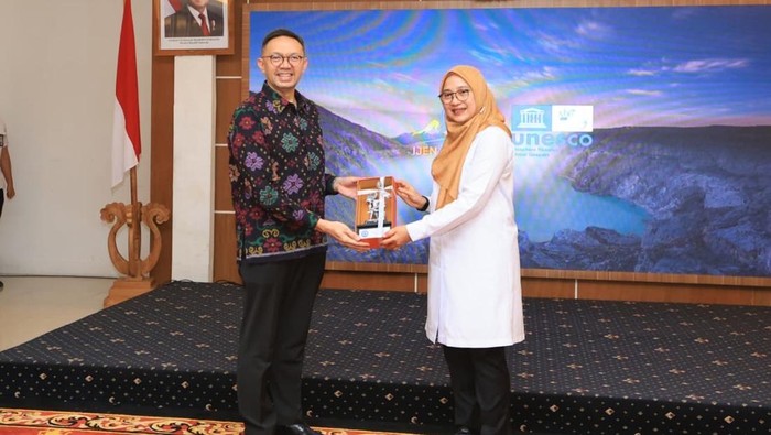 Pemkab Banyuwangi Pemkab Banyuwangi