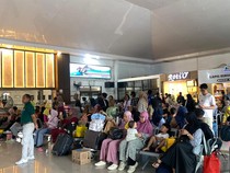 476 Penumpang KAI Daop 8 Surabaya Batalkan Perjalanan Imbas Banjir Semarang