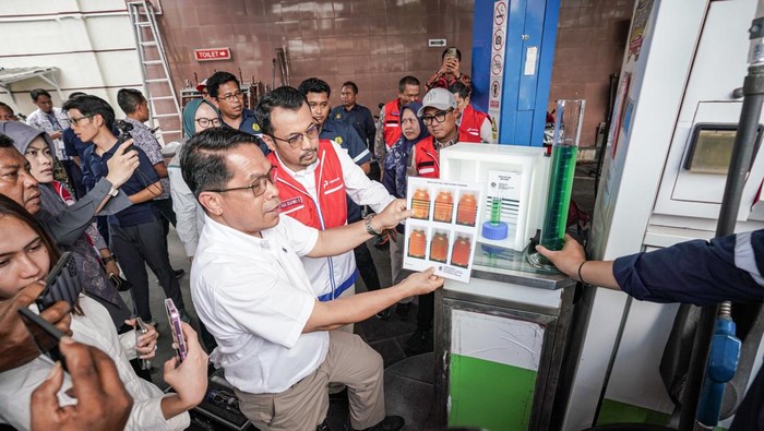 Pertamina & Kementerian ESDM cek SPBU di wilayah Jawa Timur Pertamina & Kementerian ESDM cek SPBU di wilayah Jawa Timur