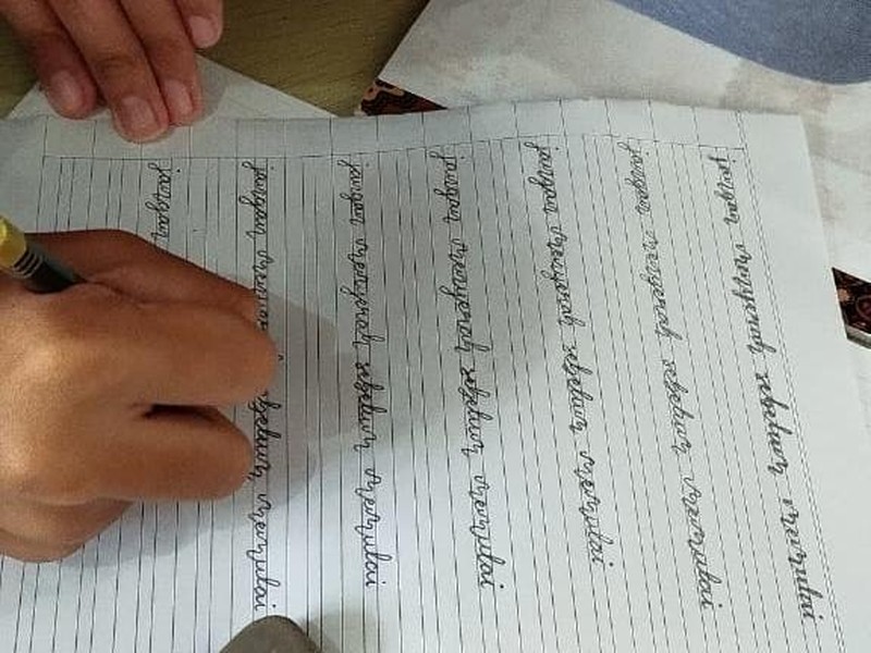 Program menulis indah tegak bersambung bagi siswa Kalimantan Tengah. Program menulis indah tegak bersambung bagi siswa Kalimantan Tengah.