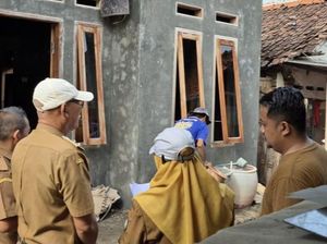 Semringahnya Warga Desa Terusan Indramayu Punya Hunian Layak