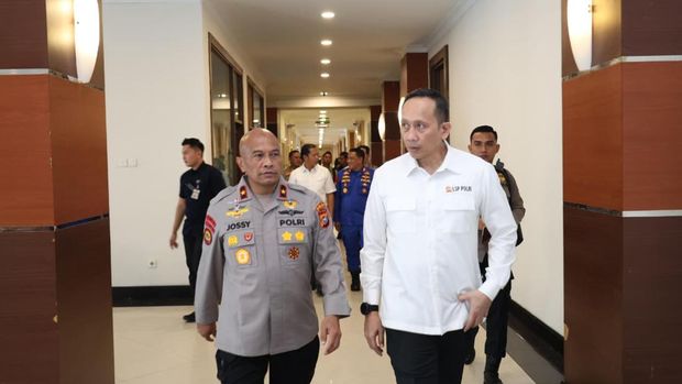 Ratusan penyidik Polda Riau mengikuti uji kompetensi untuk meningkatkan profesionalisme jelang pemberlakuan KUHP baru. Ratusan penyidik Polda Riau mengikuti uji kompetensi untuk meningkatkan profesionalisme jelang pemberlakuan KUHP baru, Rabu (29/10/2025).