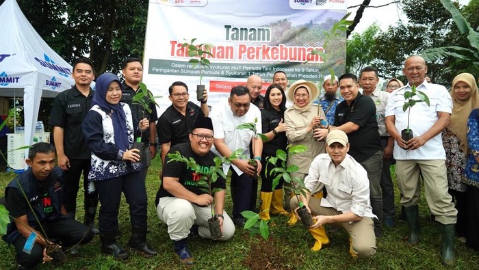 Rayakan HUT ke-39, Pemuda Tani Indonesia Gelar Aksi Tanam Serentak Nasional Rayakan HUT ke-39, Pemuda Tani Indonesia Gelar Aksi Tanam Serentak Nasional