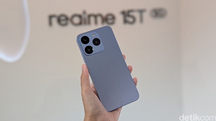 Realme 15T Realme 15T