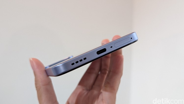 Realme 15T Realme 15T