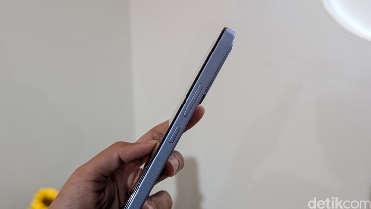 Realme 15T Realme 15T