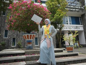 Lulus S3 Tercepat di UGM Hanya 2 Tahun, Ini Rahasia Roro Widya