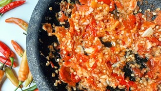 Resep Sambal Bawang yang Pedas Buat Pelengkap Ayam Goreng Resep Sambal Bawang yang Pedas Buat Pelengkap Ayam Goreng