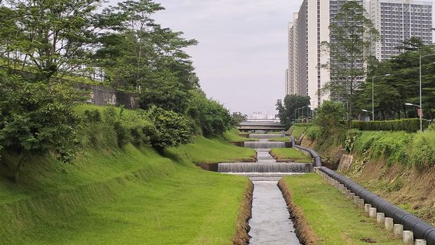 Serbaraja Toll Park The Breeze BSD Tangerang