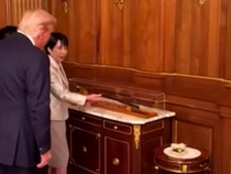 Video: PM Jepang Beri Hadiah Trump Stik Golf Mendiang Shinzo Abe