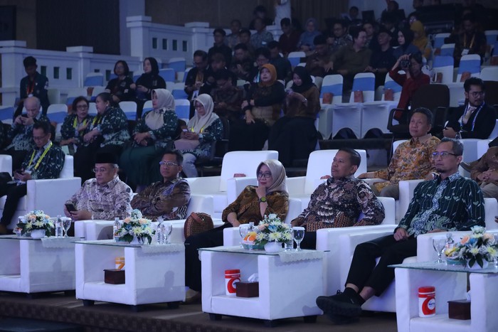 UNDIP Sapu Bersih Juara 1 Pilmapres 2025, Kalahkan UI, UGM, dan ITB