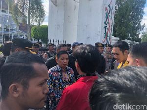 Rasisme Warnai Aksi Evaluasi Prabowo-Gibran di DPRD Kalteng