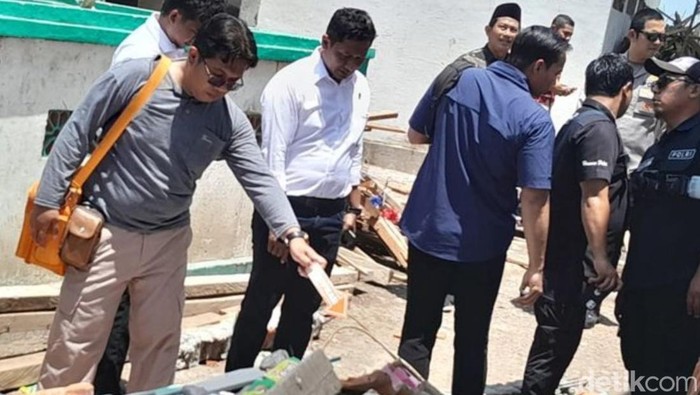 Bangunan Ponpes di Situbondo yang ambruk Bangunan Ponpes di Situbondo yang ambruk