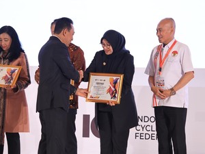 Banyuwangi Raih Penghargaan PB ISSI karena Konsisten Gelar Event Sepeda