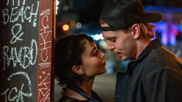 Caught Stealing Cuplikan adegan dalam film Caught Stealing.