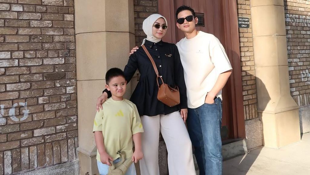 Citra Kirana Mohon Doa Ingin Wujudkan Harapan Anak