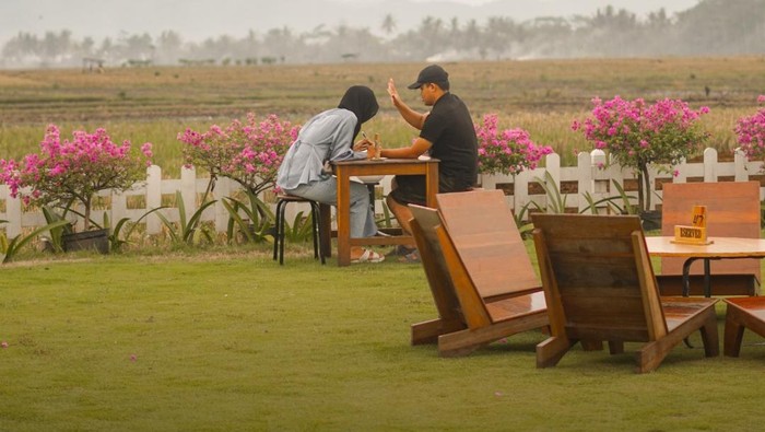 Coffeeta Cafe and Eatery Coffeeta Cafe and Eatery