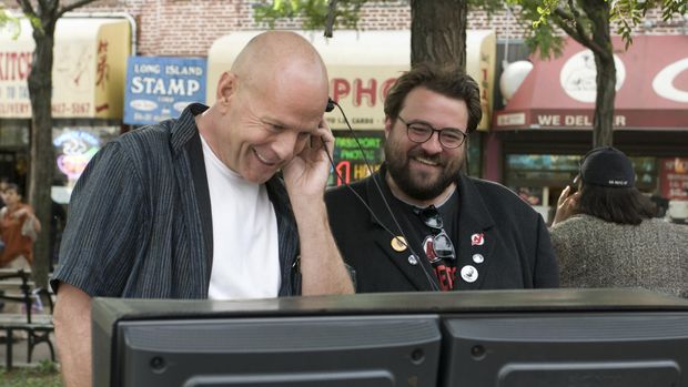 Cuplikan adegan dalam film Cop Out.