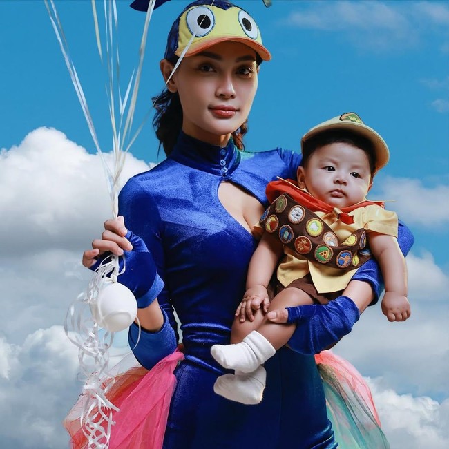 Erika Carlina Kurangi Party demi Buah Hati