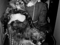 Foto Kostum Halloween Zaman Dulu Ini Menakutkan, Dijamin Bikin Merinding!