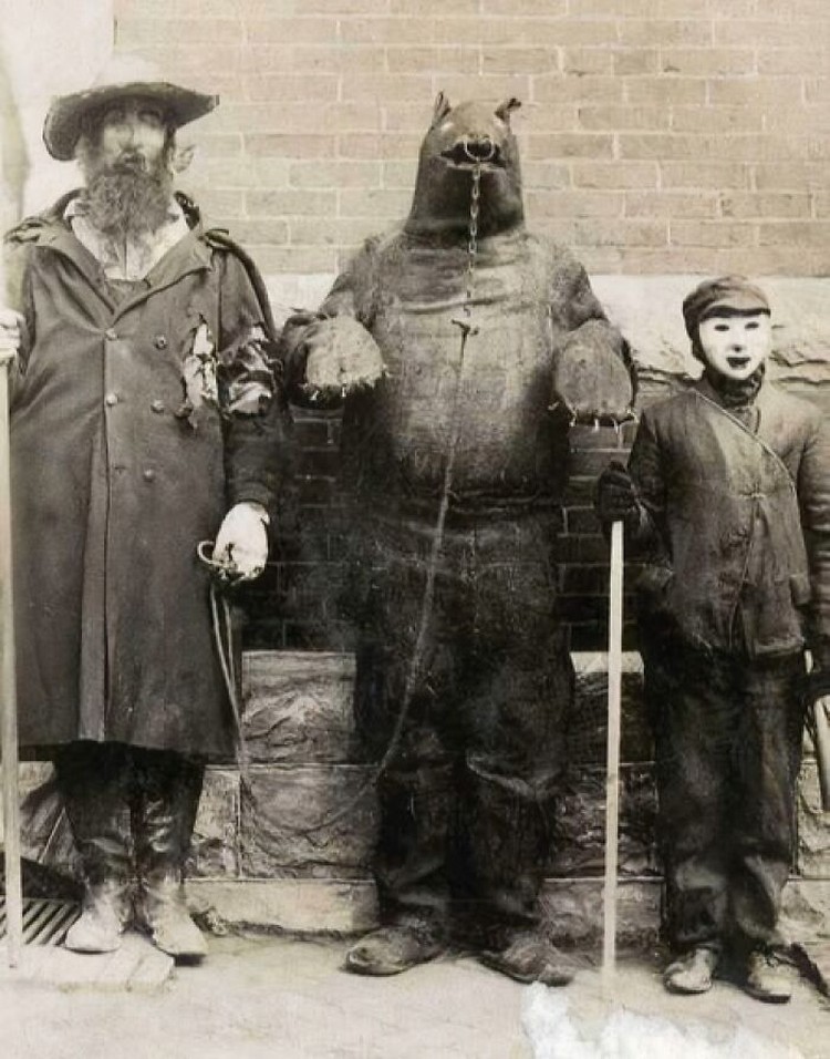 Foto Halloween Jadul Menakutkan Foto Halloween Jadul Menakutkan