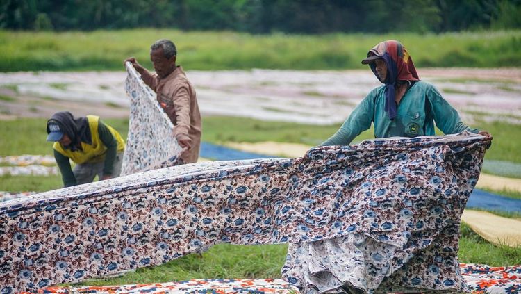 Geliat Perajin Batik Pekalongan